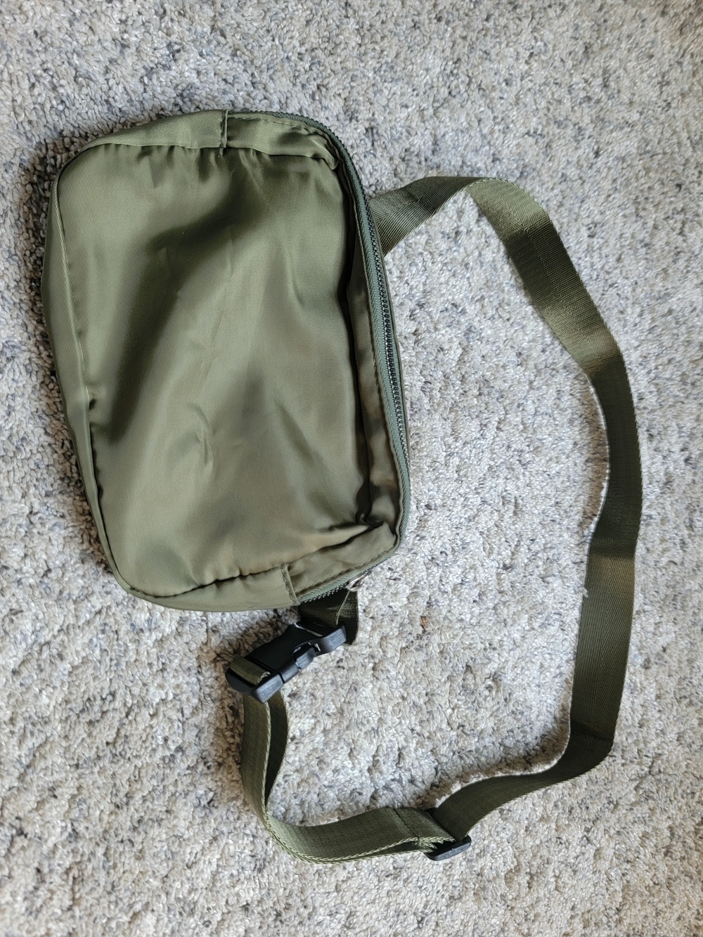 Nylon Olive Green Adjustable Crossbody Shoulder Purse NWOT!